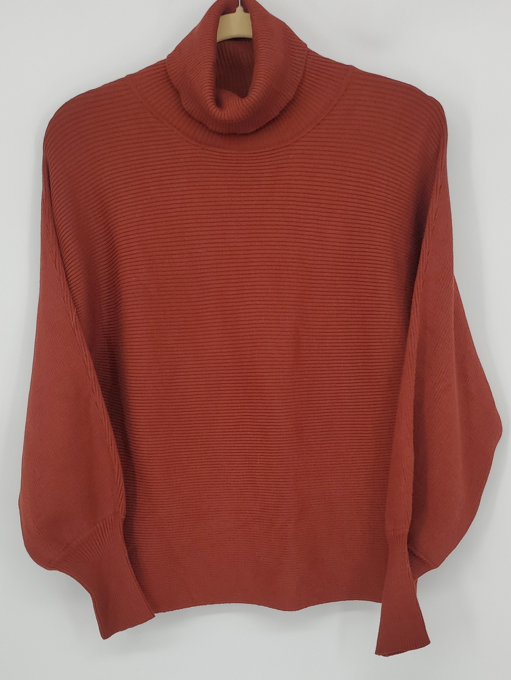 Pink Rose Rust Colored Ribbed Dolman Sleeve Turtleneck Sweater Womens Size Small